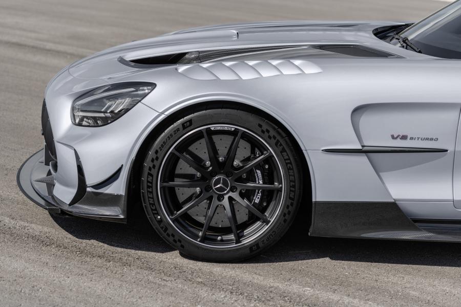 Детали экстерьера Mercedes-AMG GT Black Series (C190) 2020 года  (WW) (фото 48 из 107)